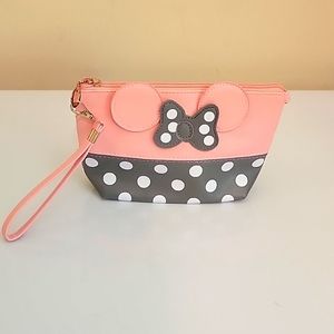 NWOT Minne Mouse wristlet
